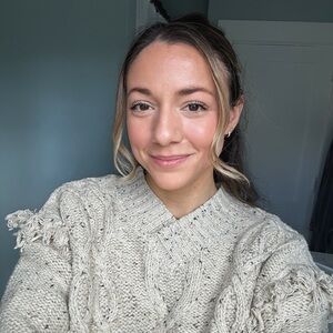 Meet your Posher, Alyssa